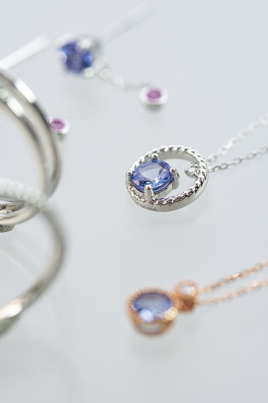 K18WGタンザナイトネックレス 5091-TAW