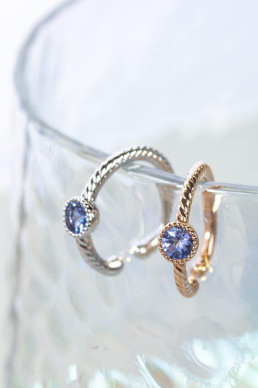 K18WGタンザナイトイヤーカフ(片耳用) 5094B-TAW