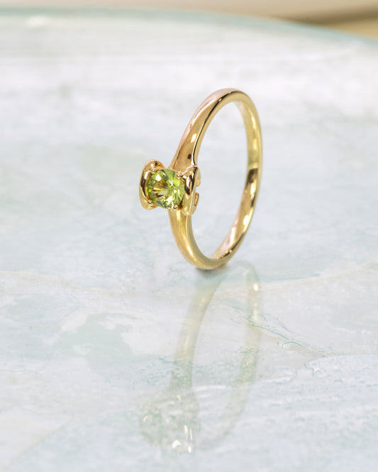 K18YGペリドットリング 5093-PEK