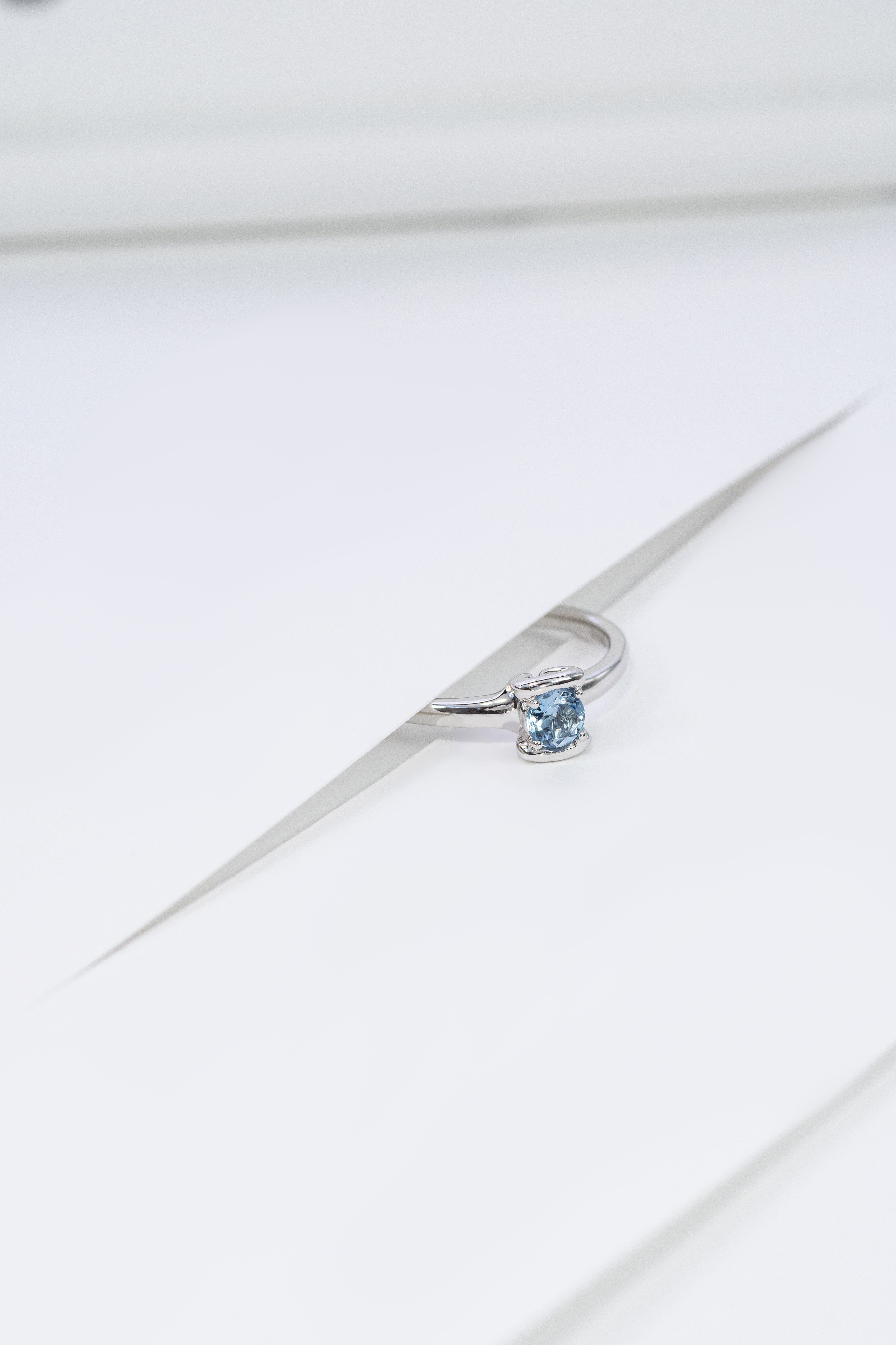 K18WG アクアマリンリング JC5847】K18 天然アクアマリン ダイヤモンド リング