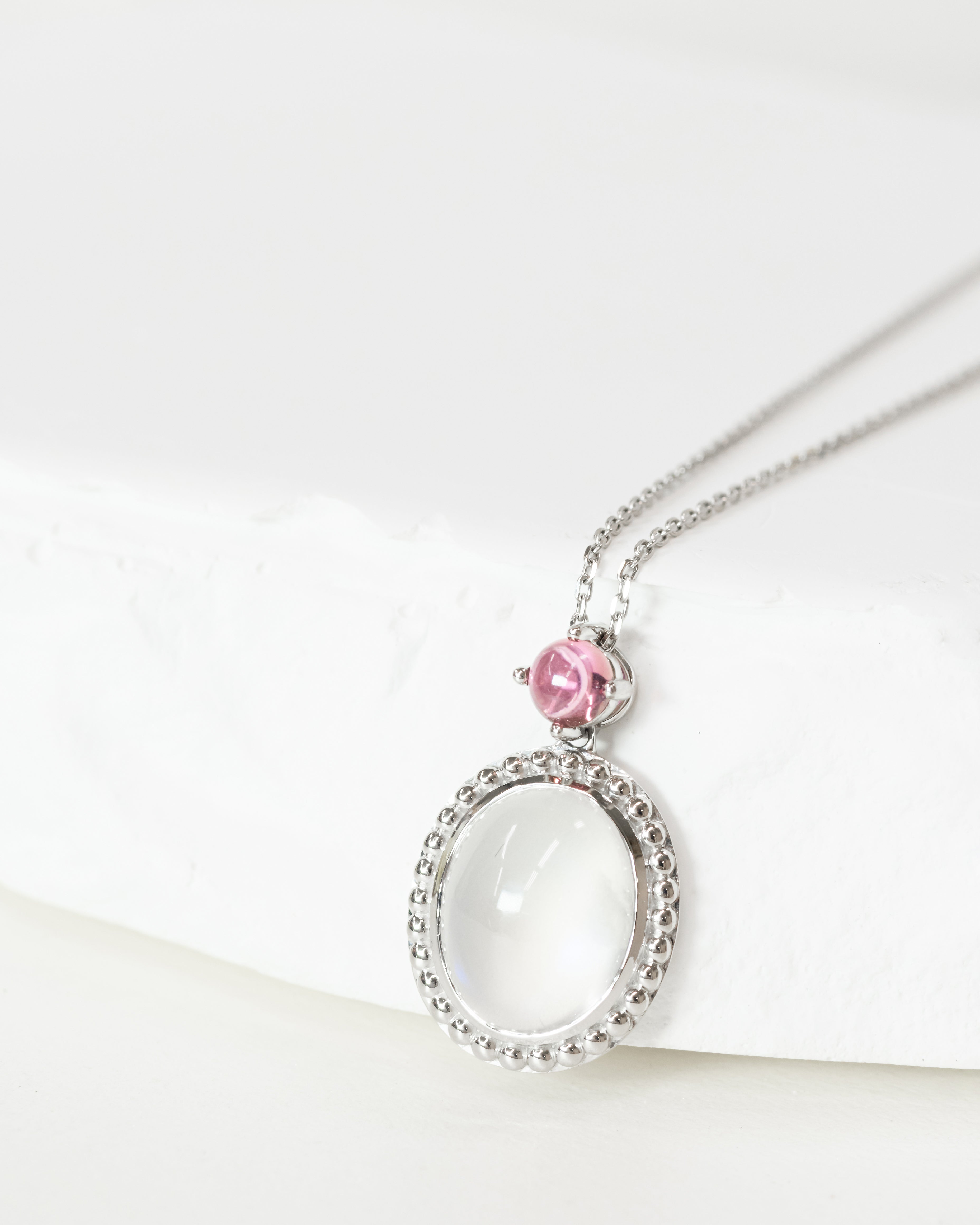 PTブルームーンストーンネックレス 5848-MSPT – iwaiwa jewellery